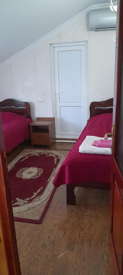 Nona Guest House Shilda Buitenkant foto